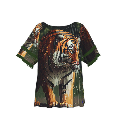 Tiger looking Women's Round Neck Raglan Sleeve T-shirt