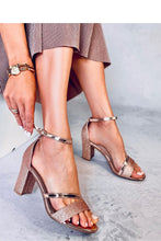 Load image into Gallery viewer, Inello Heel sandals 179917