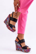 Load image into Gallery viewer, S.I.S Buskin Black Strap n intersected colors Platform heels 181431